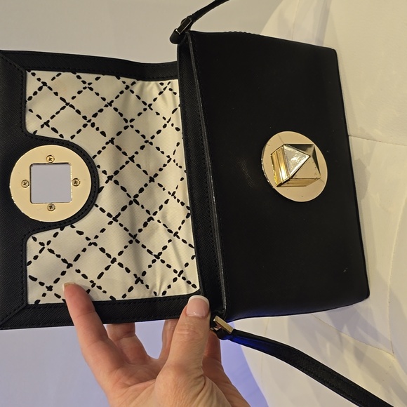 KATE Spade Small Black Purse Adjustable Crossbody Strap EUC Day Evening Flap - Picture 4 of 8